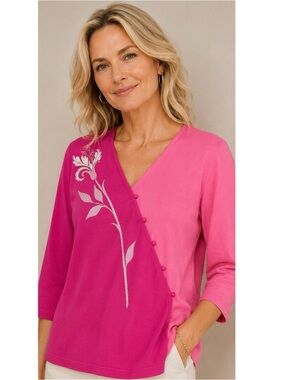 Bob Mackie Two-Tone Hot Pink and Fuchsia V-Neck Sweater